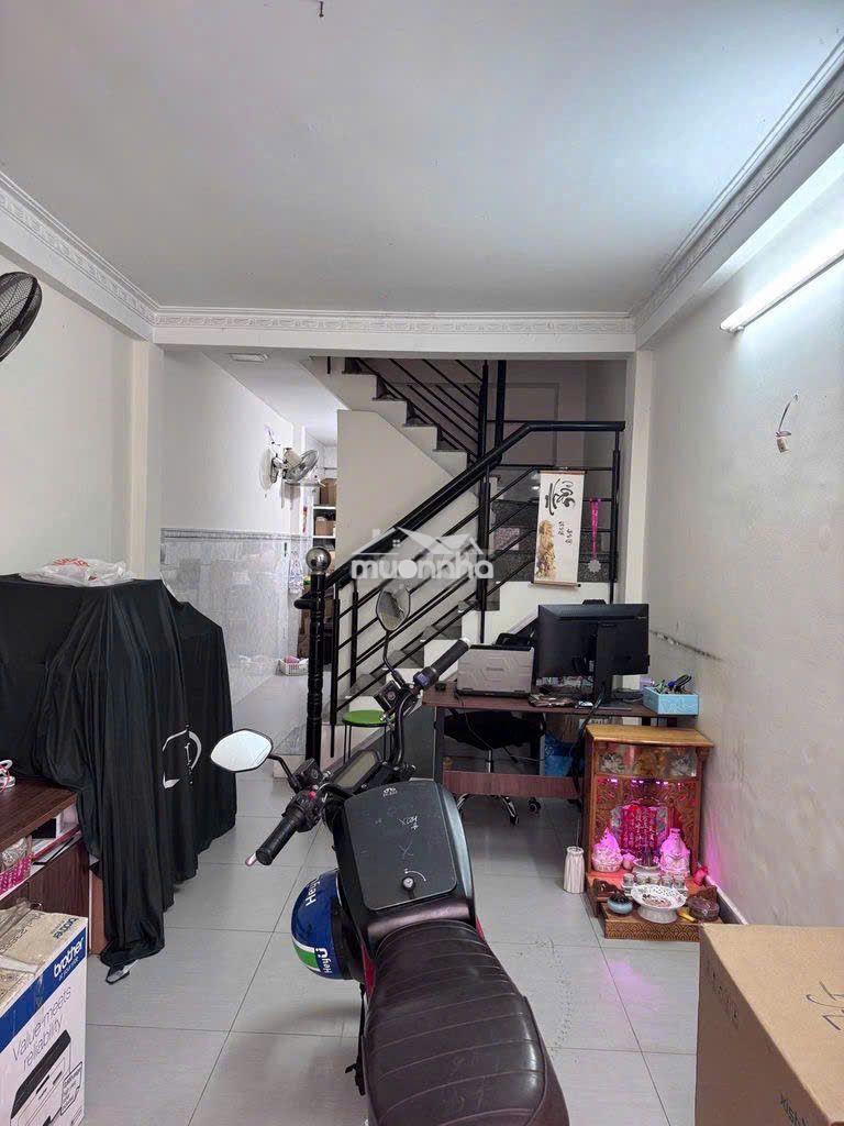 Cho thuê nhà hẻm xe hơi quận 10, 1 trệt, 1 lầu, 2pn, 2wc - 2