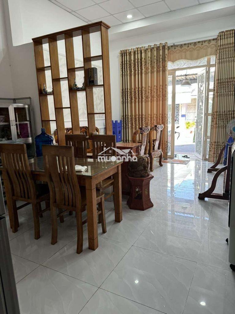 Chính chủ cần bán nhà tại tân định bến cát
