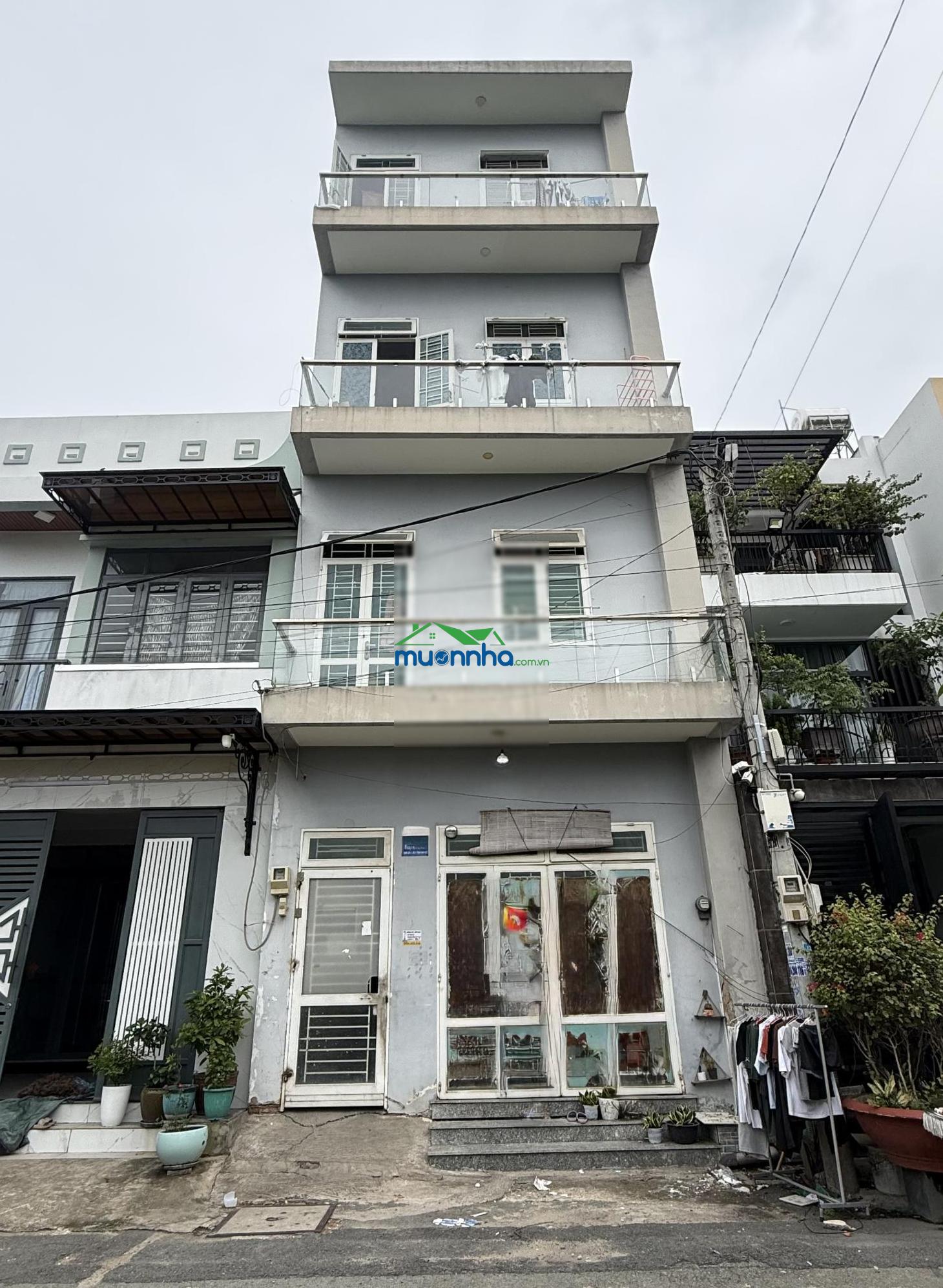 4 tầng btct 14p chdv cho thuê 30tr giá 6,5 tỷ ngay picity. hẻm 10m - 3