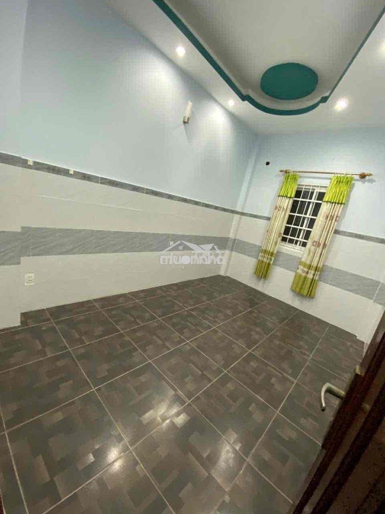 Phòng trọ  mặt tiền phạm văn chí q6 - 4