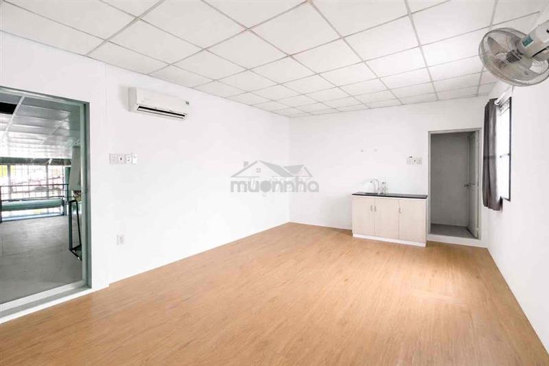 Phòng giá rẻ có máy lạnh gần cvpm, gtvt, tô ký, nguyễn ảnh thủ,..
