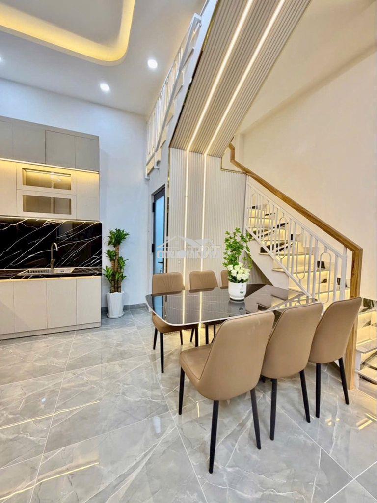 Nhà đẹp 3 tầng lại còn rẻ , huỳnh tấn phát , dt 45 5 9 - 3