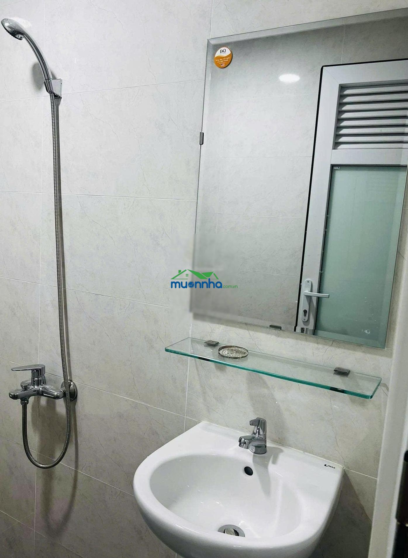 Bán nhà đẹp ung văn khiêm, bình thạnh 45m2 - 5 tầng - 5pn chỉ 8 có dòng tiền 25 triệu/tháng - 4