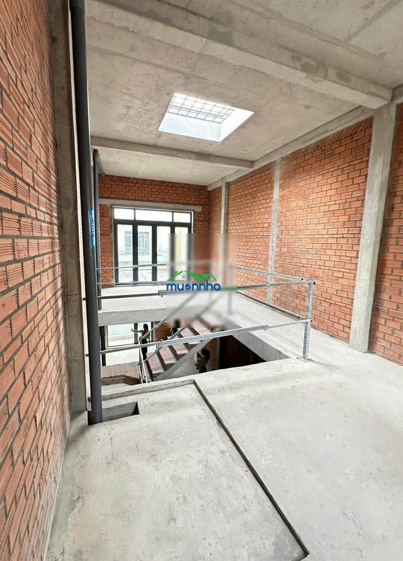 [Cho thuê] - nhà phố bcons univalley - 4x15m- vị trí ngã 3 đường nội khu