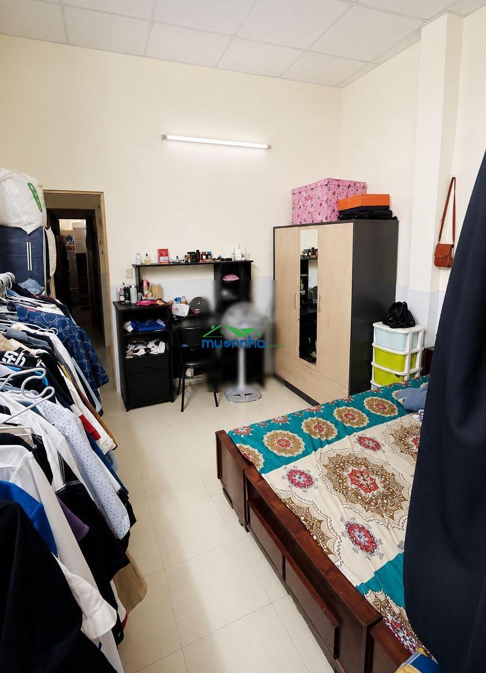 Chính chủ gấp bán, nhà 72m², 5 pn, hẻm 4m, gần chợ. nhỉnh 5 tỷ - 4