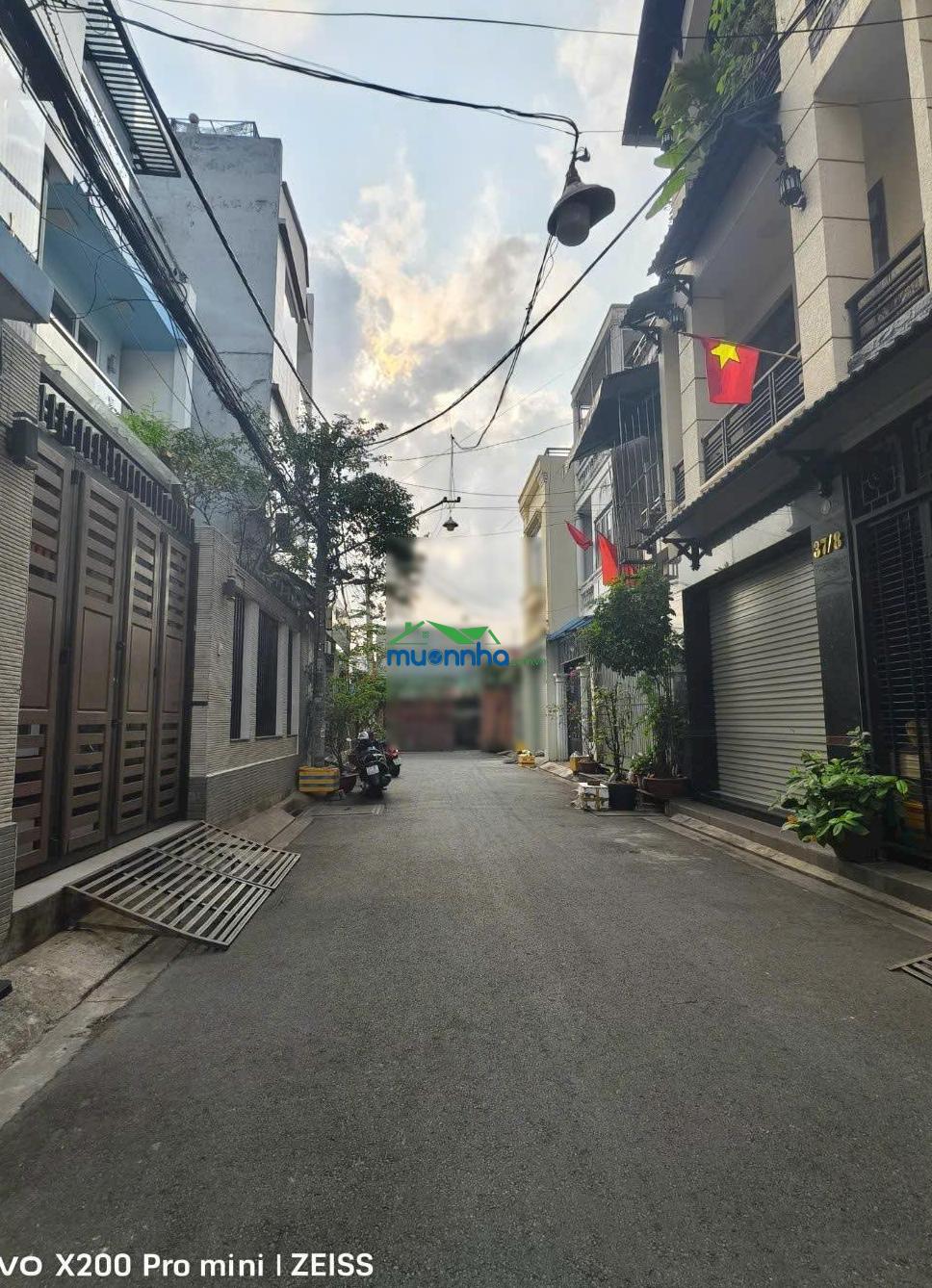 Hẻm nhựa 8m khu vip hoa bằng dt: 5x13m, 4 tầng st 5pn 5wc giá 9 tỷ - 2