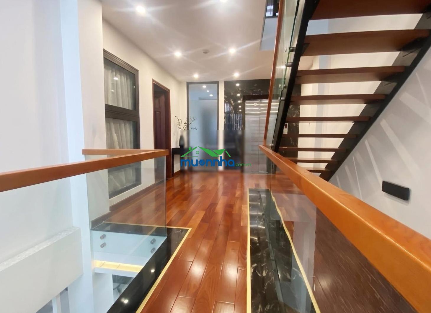 Nhà đẹp 83m² hoàng văn thụ - 4 pn - phú nhuận - nội thất tầng máy xịn - lh0932 903 ***