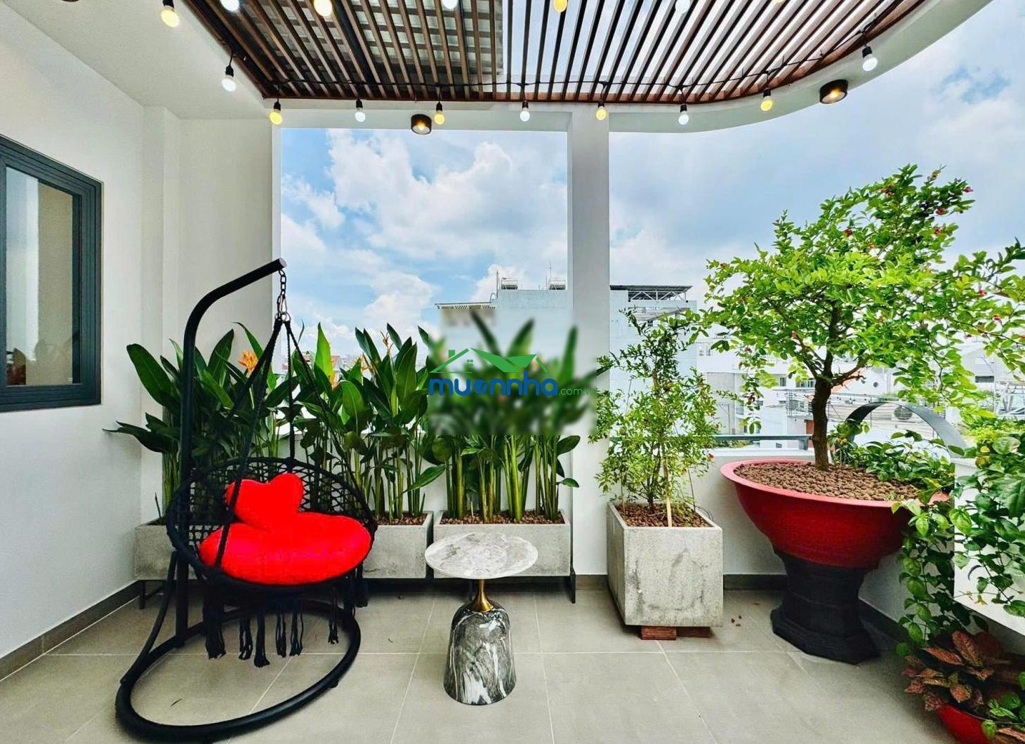 Bán nhà nguyễn gia trí 5mx18m giá 15tỷ7 4 tầng p25 q. bt đường trước nhà 8m vị trí siêu đẹp - 2