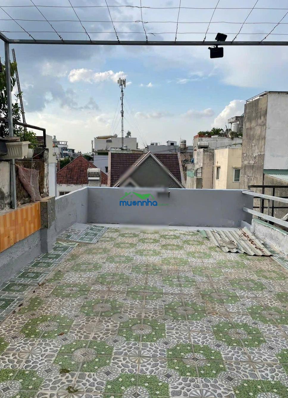 Bán nhà 3 tầng hẻm xe hơi sát mặt tiền đường, có 1pn tầng trệt - 4