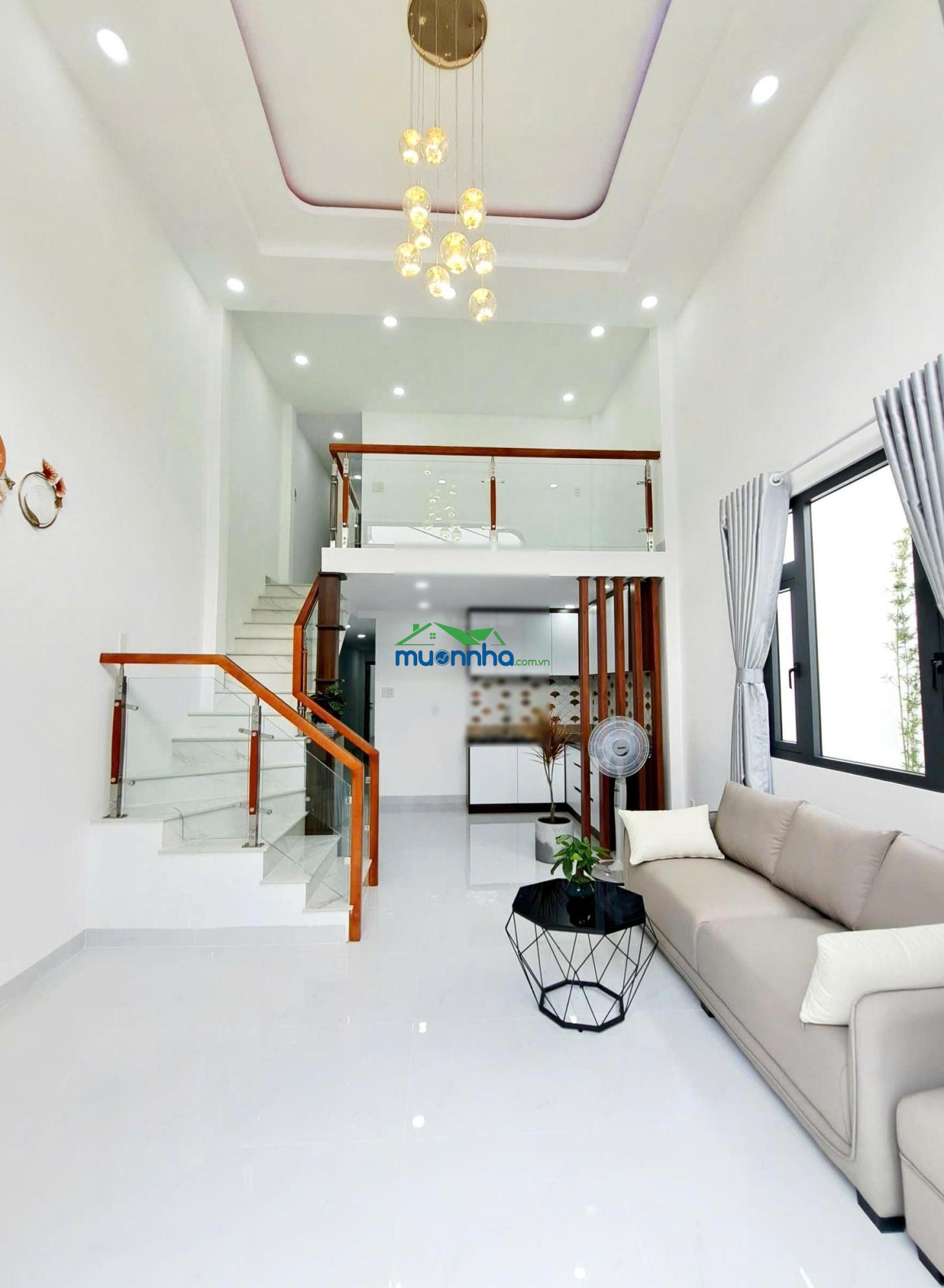 Bán nhà nguyễn ảnh thủ 5.4x18m xây 2 tầng 4 pn, sân trước nhà rộng rãi. giá 5.65 tỷ tl - 2