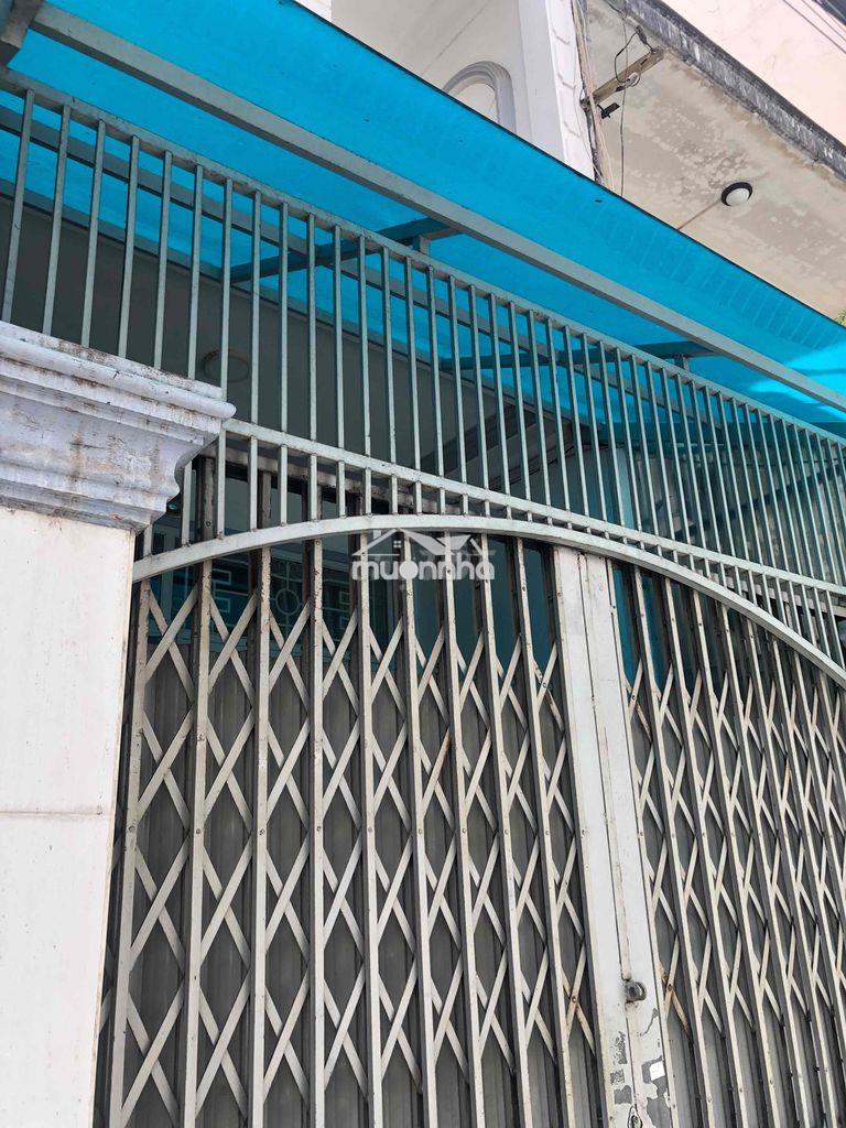 Sát mt huỳnh văn bánh - nở hậu 4.5m - chính chủ lâu đời - 4pn