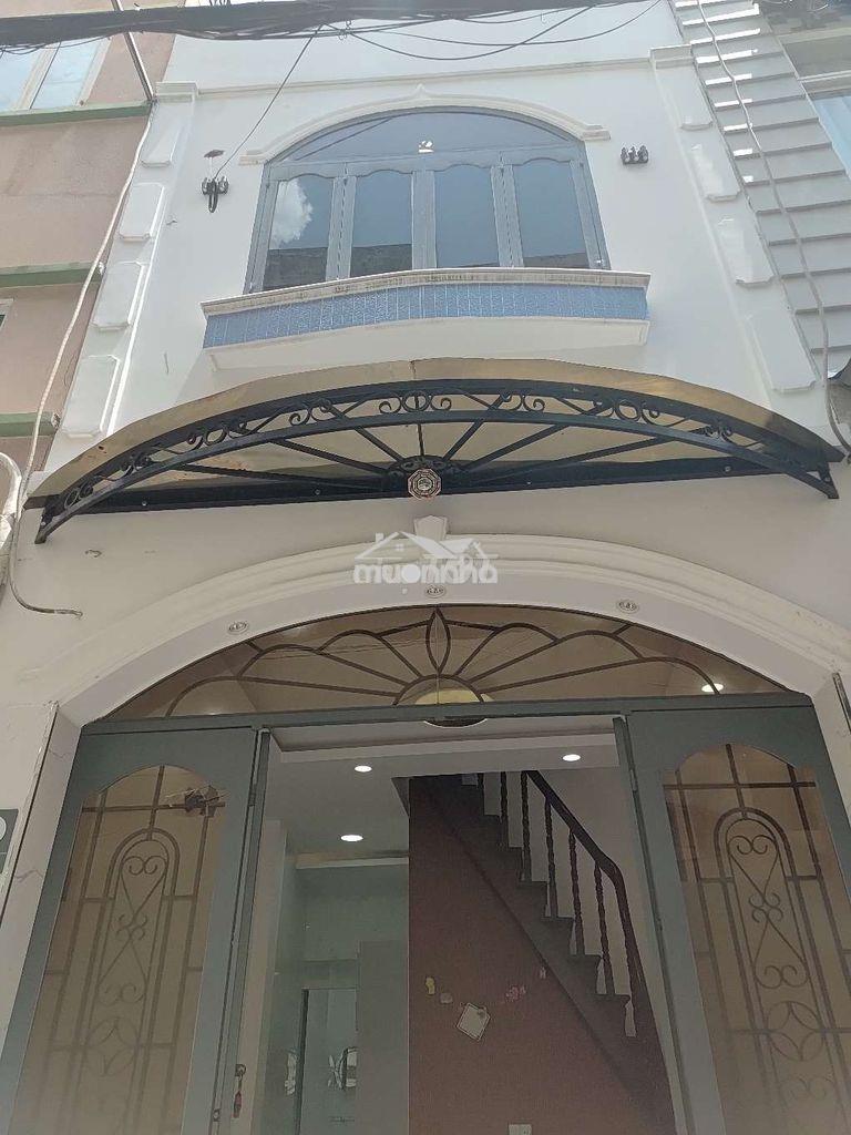 Nhà bán trần hưng đạo, phường 2, dt: 3,5x7m, giá:2.880 tỷ