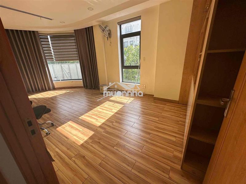 Cho thuê văn phòng căn góc, 2 mặt tiền khu đô thị vạn phúc-thủ đức