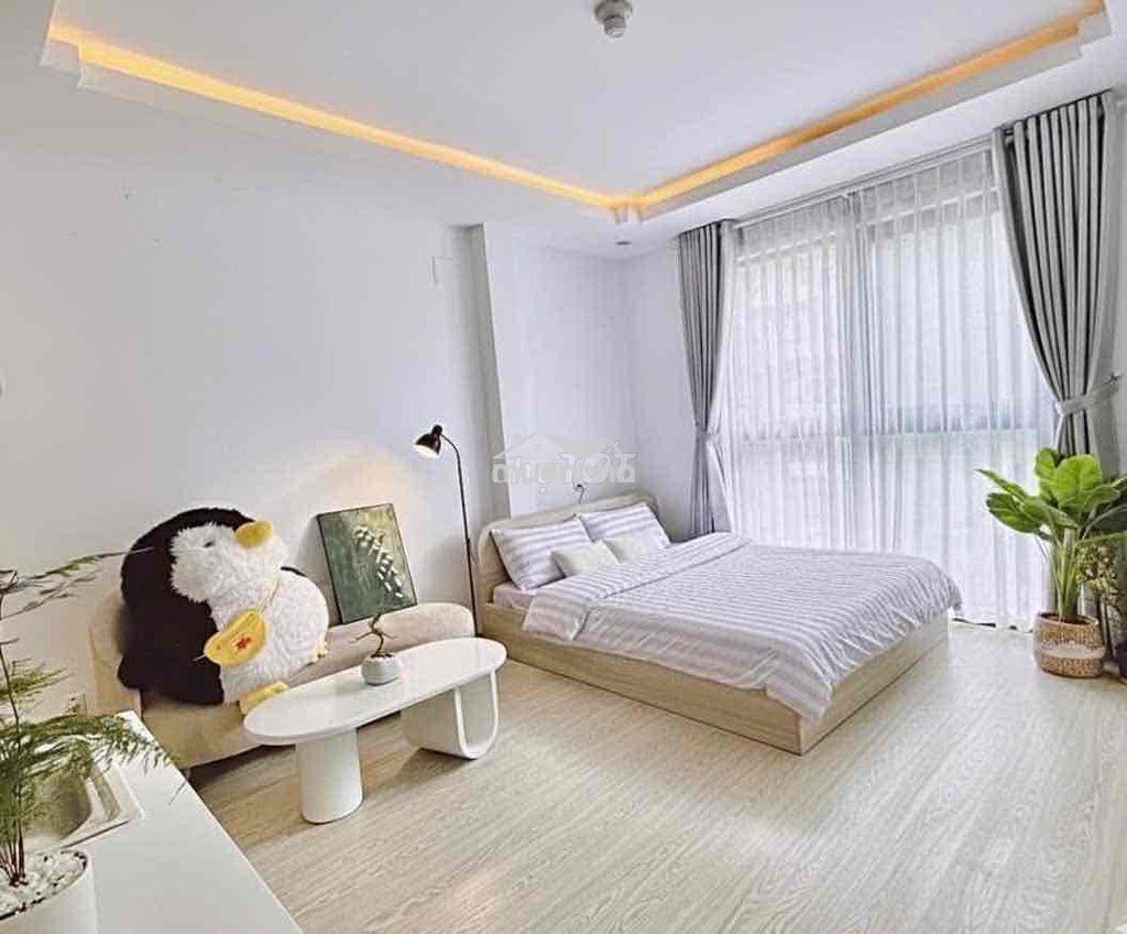 Căn hộ ban công, cửa sổ trời có thang máy - mặt tiền đường lớn - 3