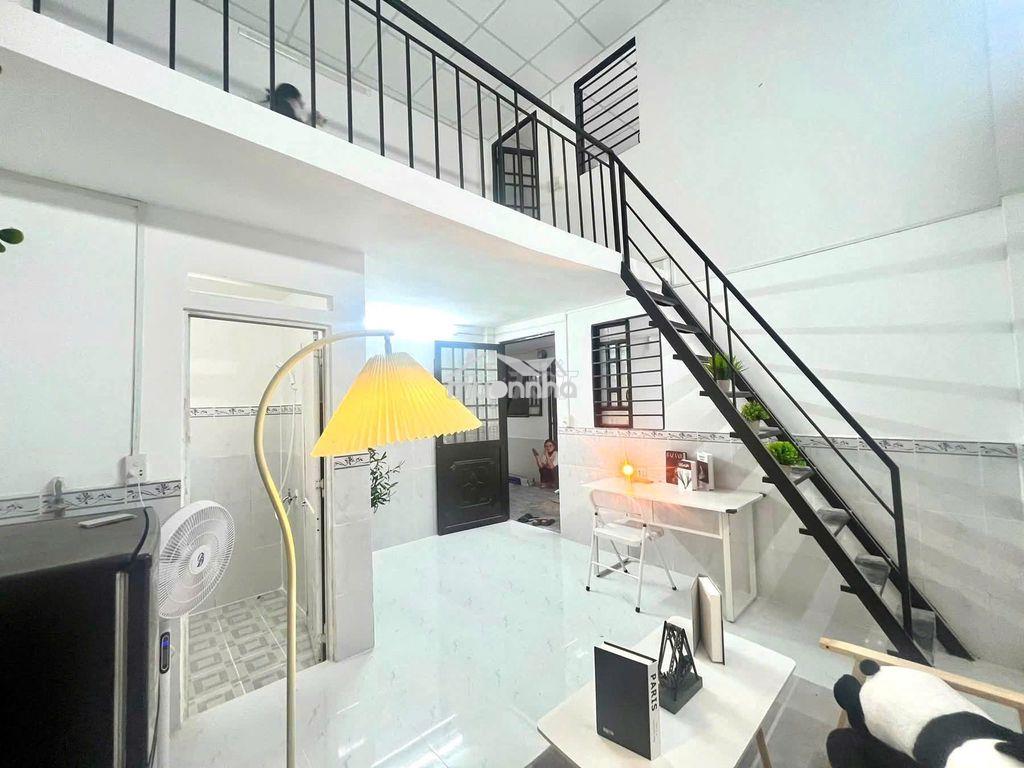 Dạng nhà 1 trệt 1 lửng có máy lạnh sẵn gác siuuu rộng ngay ngã tư 4 xã - 3
