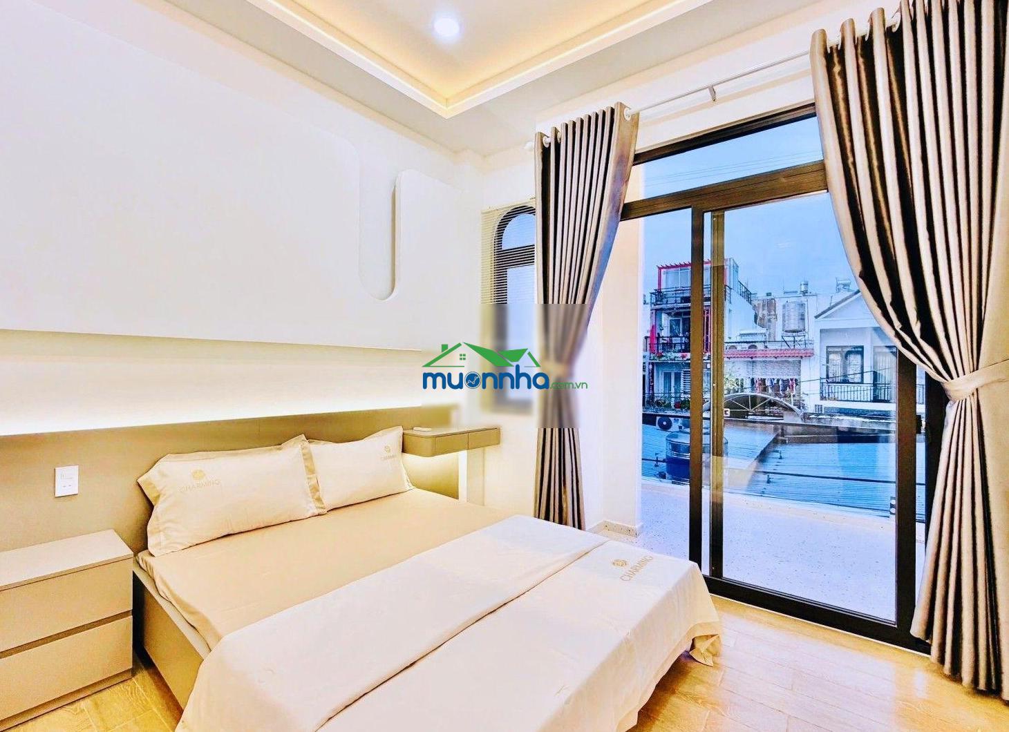 Gần cv làng hoa - 4 lầu & 4 phòng - 55m2 - sân thượng trước sau - 4
