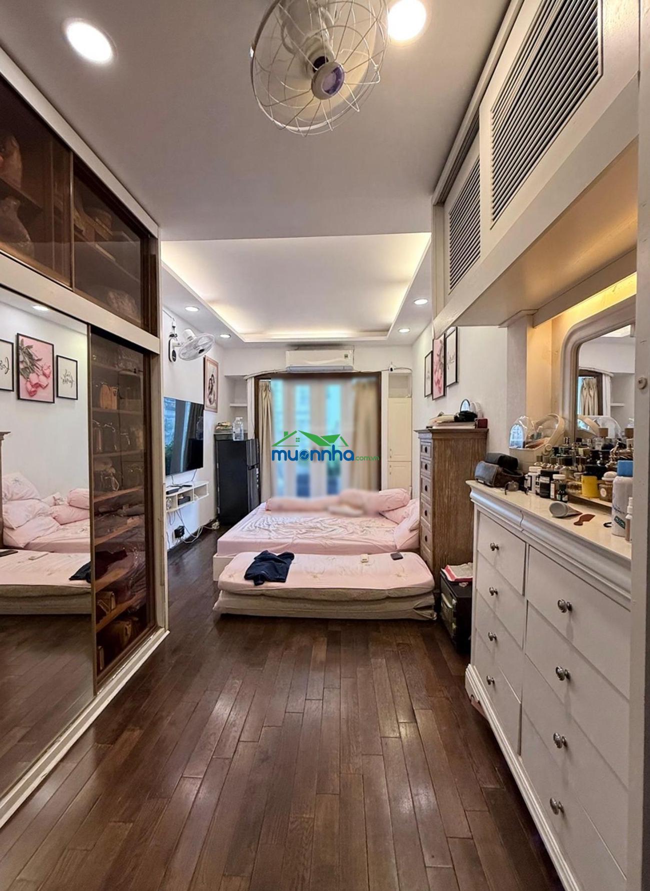 Cần bán gấp nhà đinh tiên hoàng giáp quận 1- 74m2-5tầng xe hơi tới sát nhà cách mt chỉ 50m hơn 10t - 3