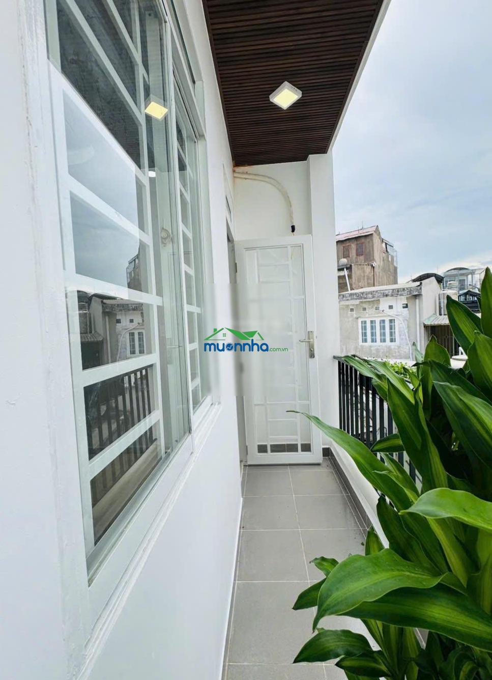 Nhà đẹp thiết kế hiện đại q8 | 145,6m² sàn, 4pn, shr, công chứng ngay - 2