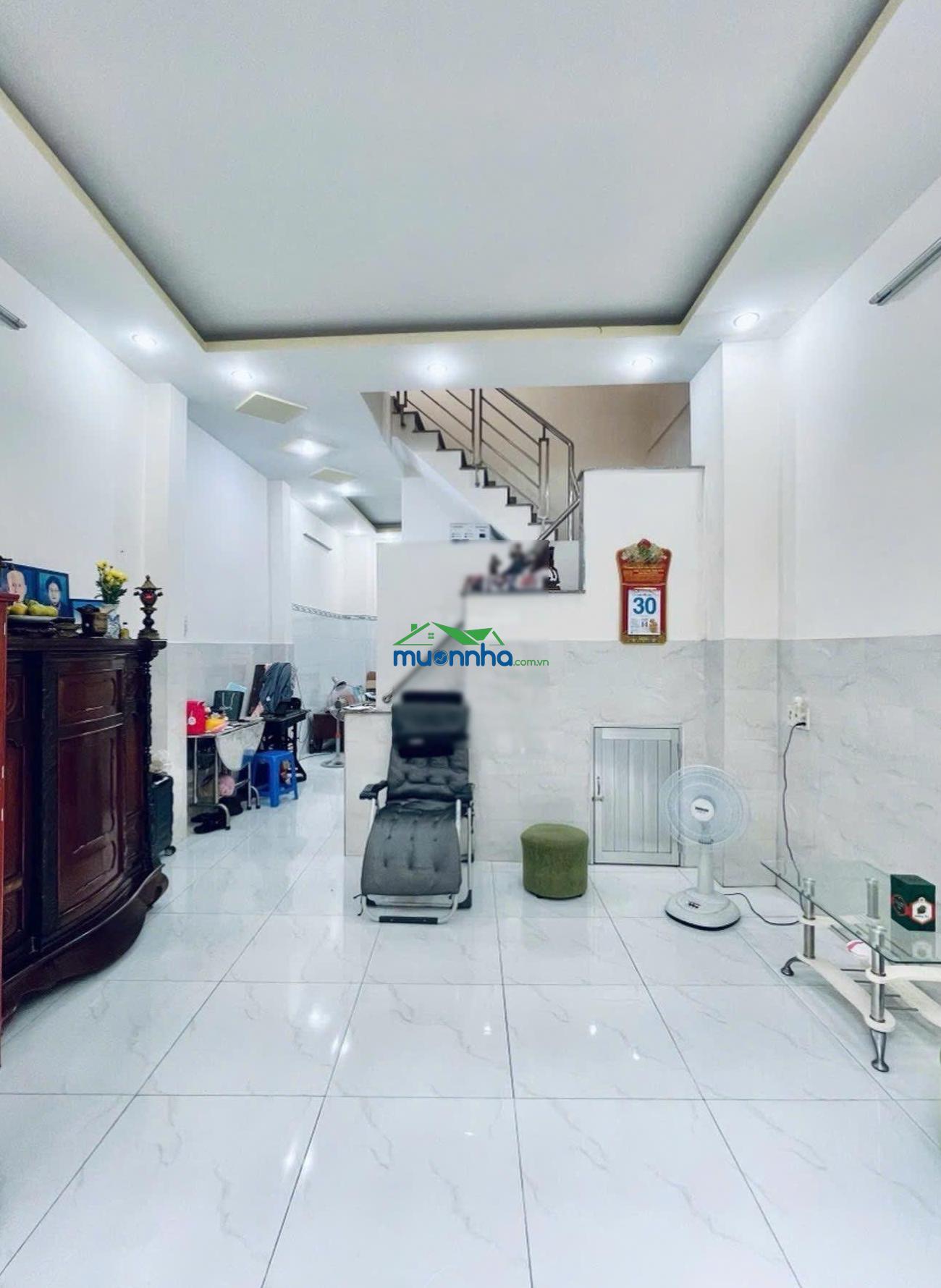 3 tầng- ngang 4.5m- 48m2- gần hẻm xe hơi - metro cách mạng tháng 8, cv lê thị riêng- chỉ 7.35 tỷ - 4