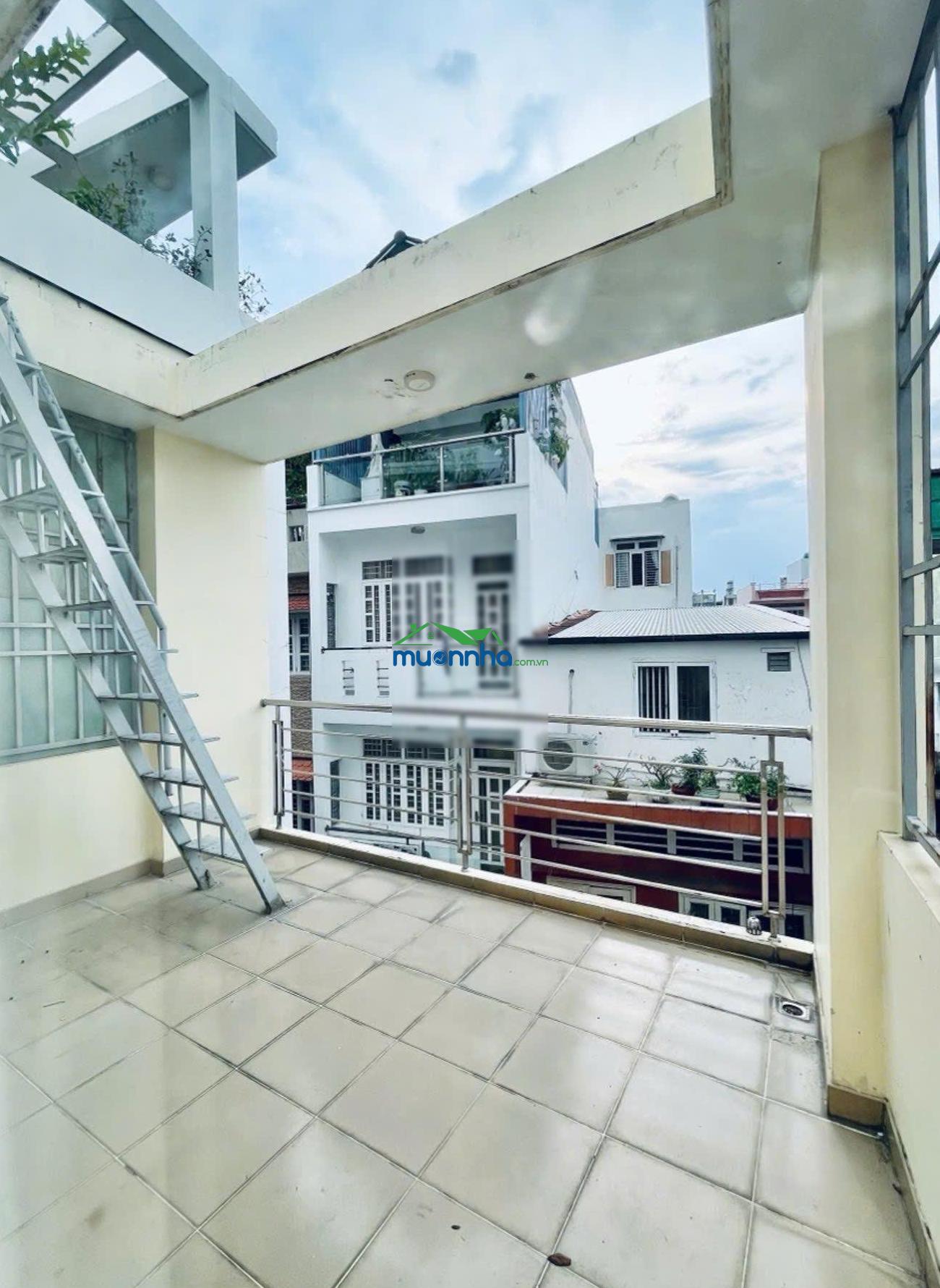 3 tầng- ngang 4.5m- 48m2- gần hẻm xe hơi - metro cách mạng tháng 8, cv lê thị riêng- chỉ 7.35 tỷ - 2