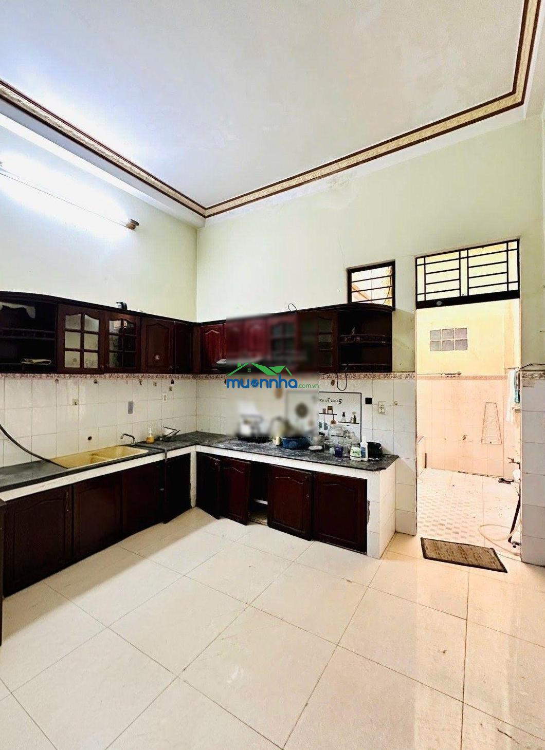 85m2 chỉ 7,95 tỷ - hẻm nhựa 4m - xe hơi vào nhà - 3 lầu & 5pn - nhà cũ tiện cải tạo đơn giản - 3