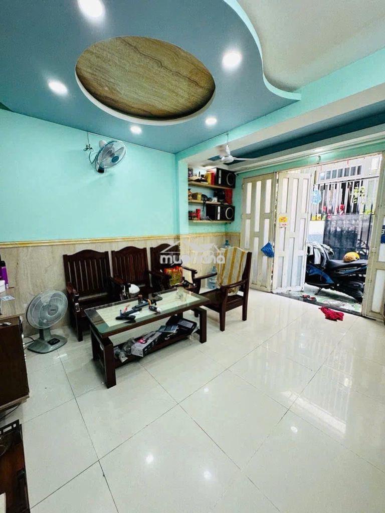 Nhà 2 lầu - dt 4x10m - phạm văn bạch, q. tân bình - giá 3.5 tỷ - 4