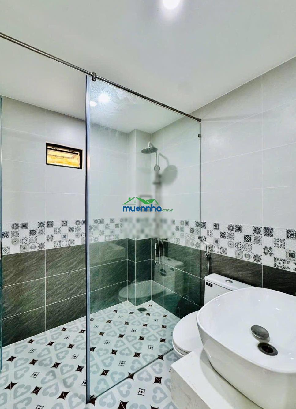Phú nhuận giáp quận 1 diện tích 40m² thiết kế 1 trệt 1 lầu với 3 phòng ngủ (có phòng ngủ tầng trệt) - 2