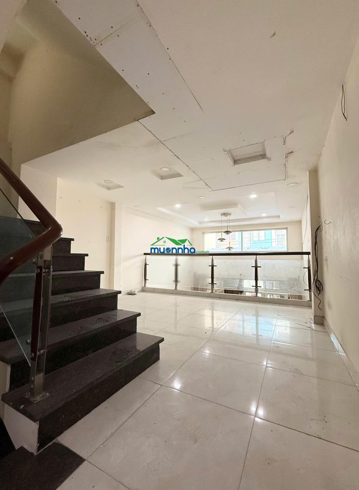 Mặt tiền nguyễn thị tần quận 8, cách q1 q5 chỉ 200m, dt 93m2 (4.2x22m) - 4