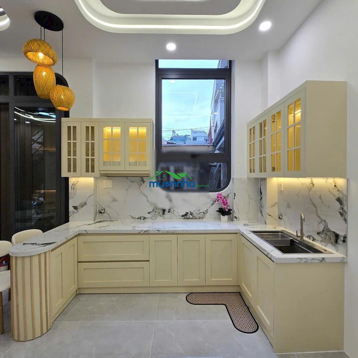 Nhà mới đẹp, 3 phòng ngủ, có sân đậu xe & sân thượng, đường âu dương lân - 2