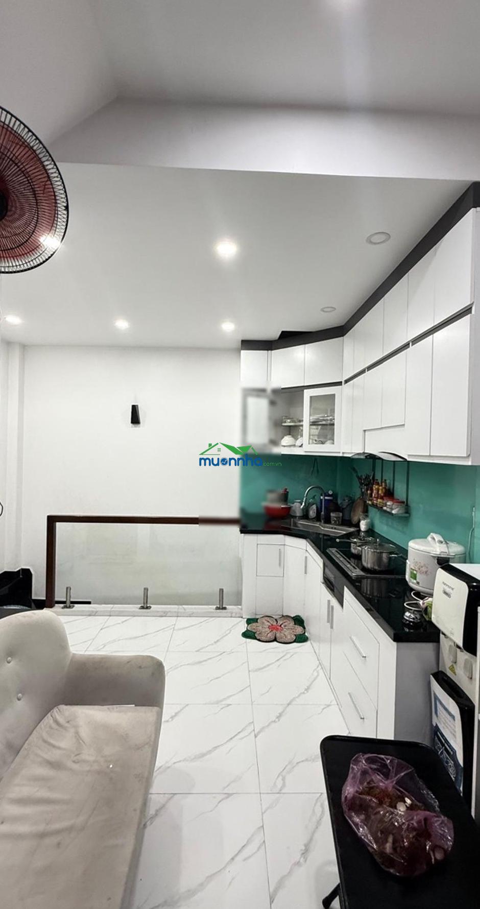 Hẻm xe tải- kế bên eon tân phu 2p di chuyển- chỉ 5,7 tỏi - 2