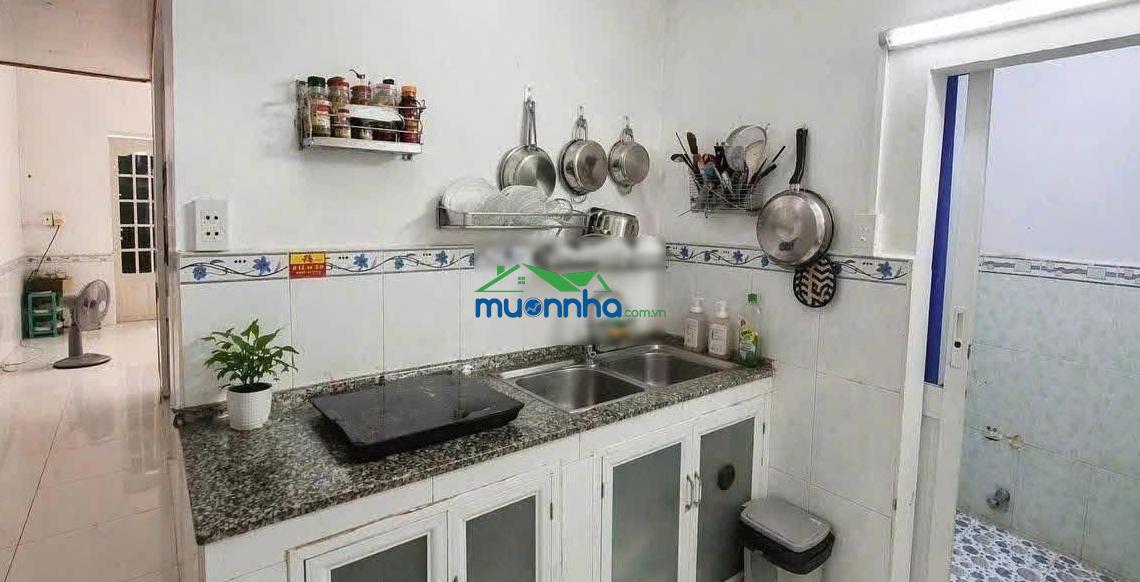 Nhà 1 trệt 1 lửng, đối diện vạn phúc city, hẻm 3m, giá 3,9 tỷ.