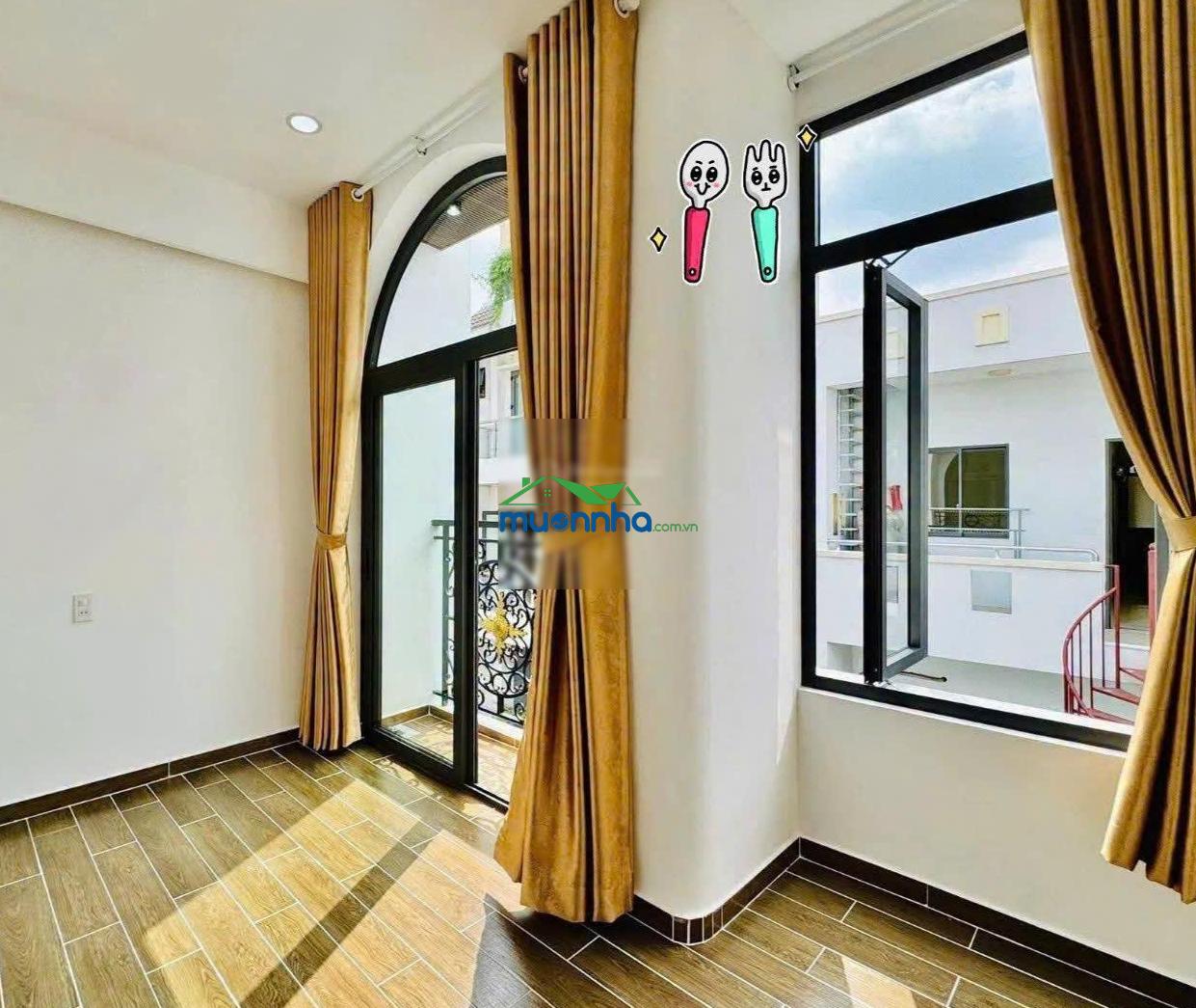 Cần bán nhà phạm ngọc thạch-quận 3,gần hồ con rùa,đh ueh,giá 3ty900/79m2, đang cho thuê 25tr/tháng - 2