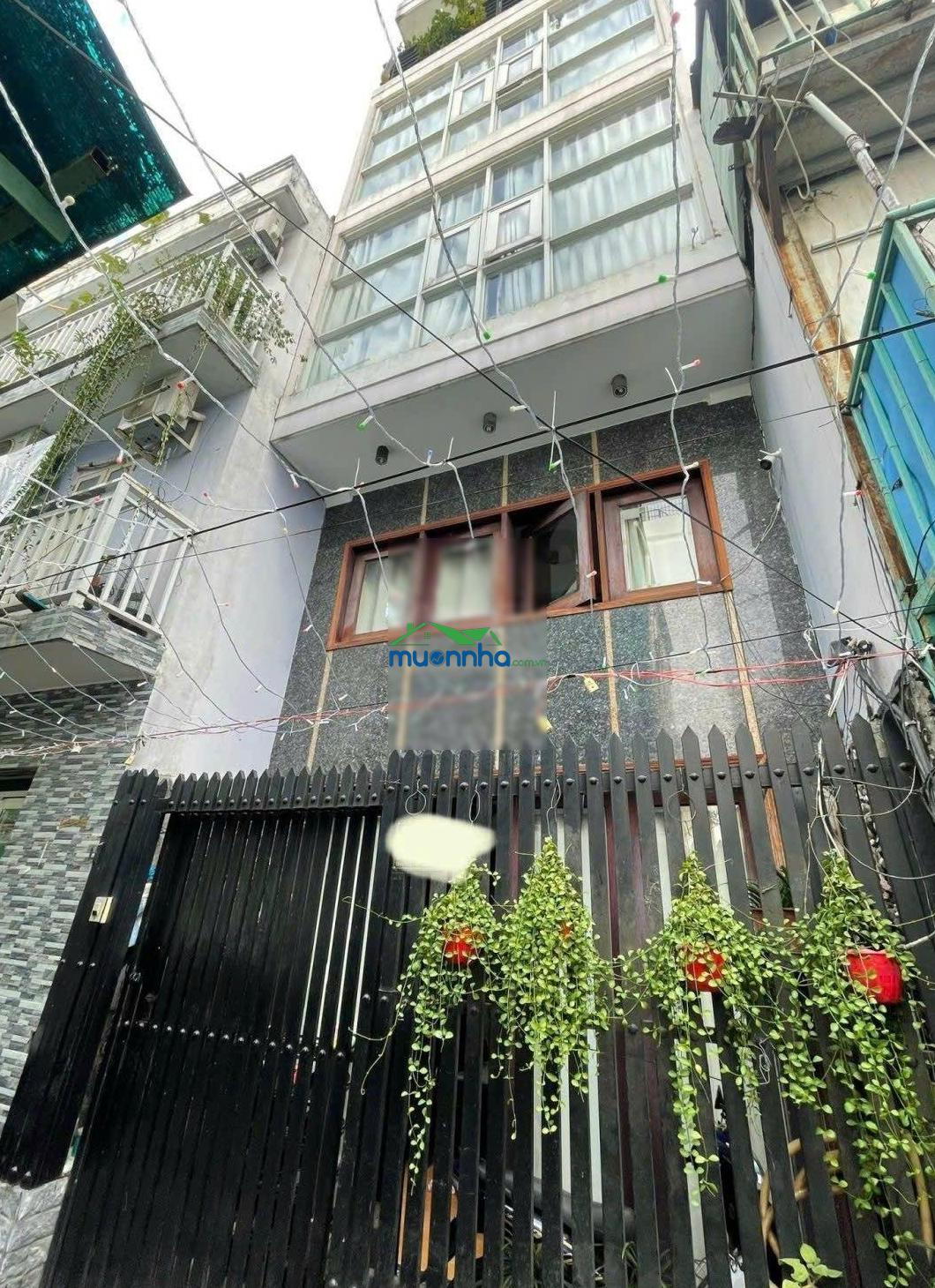 Rạch bùng binh - quận 3 - 51m² - 3 tầng - sát mặt tiền - chỉ 8.8 tỷ. - 3