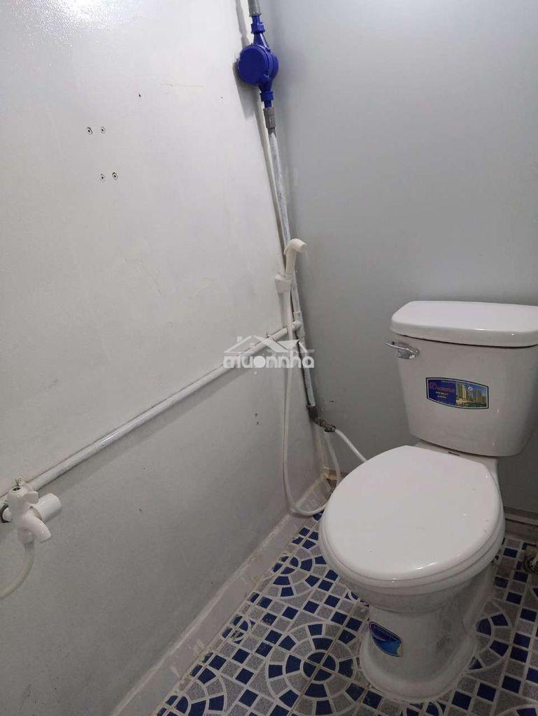 Phòng có máy lạnh kế đh hutech
