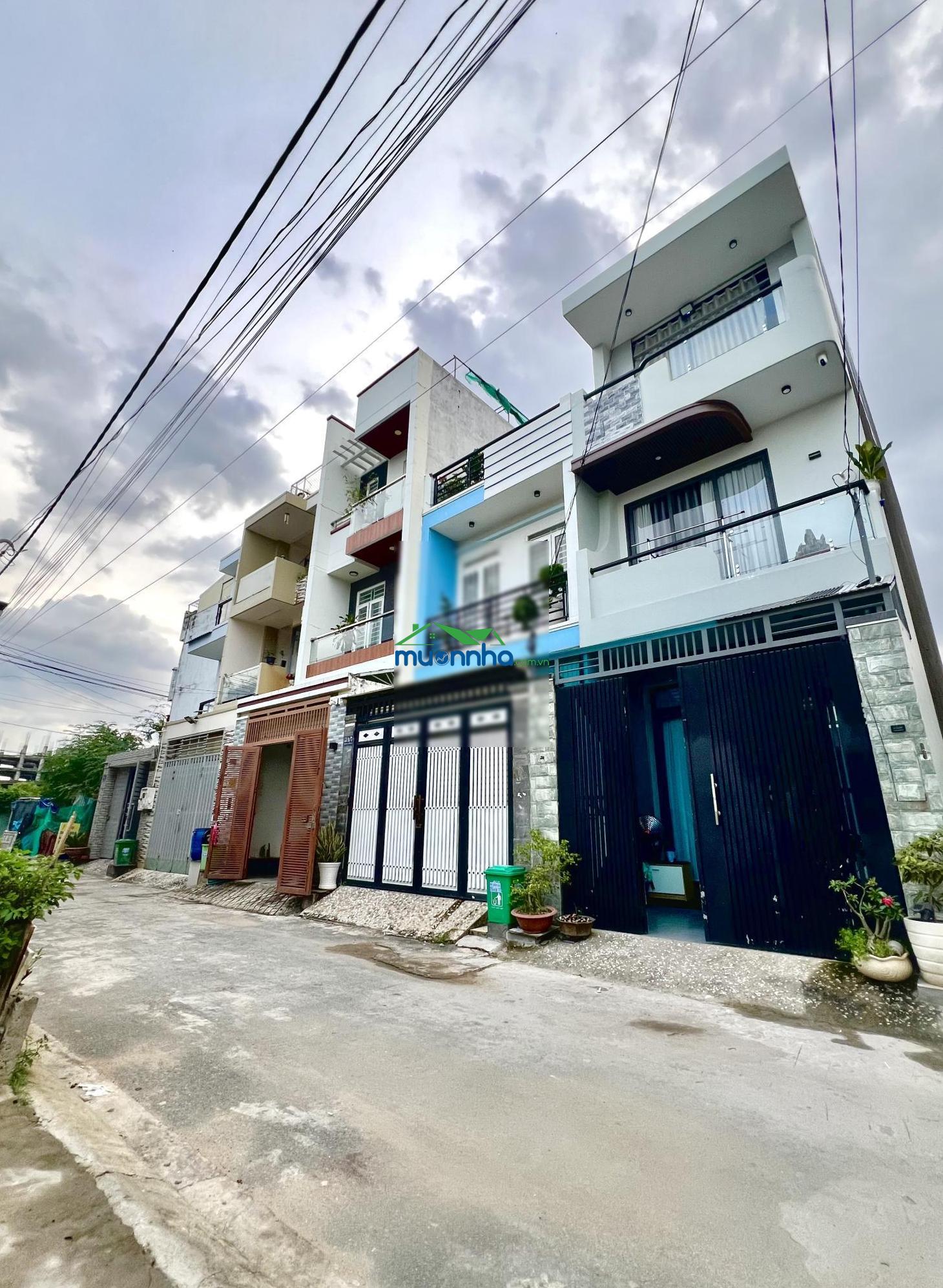 Chủ gửi nhà 3 tầng đối diện trường tiểu học phú hữu, 4 phòng ngủ xe hơi ngủ trong nhà bán gấp - 2