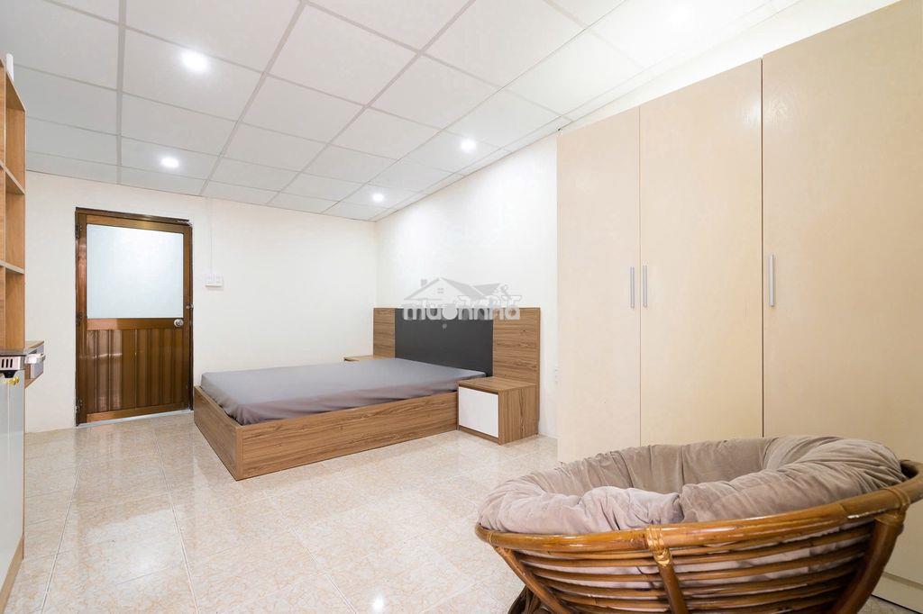 Cho thuê nhà tầng trệt và lầu 2 trong chợ bàn cờ - 3