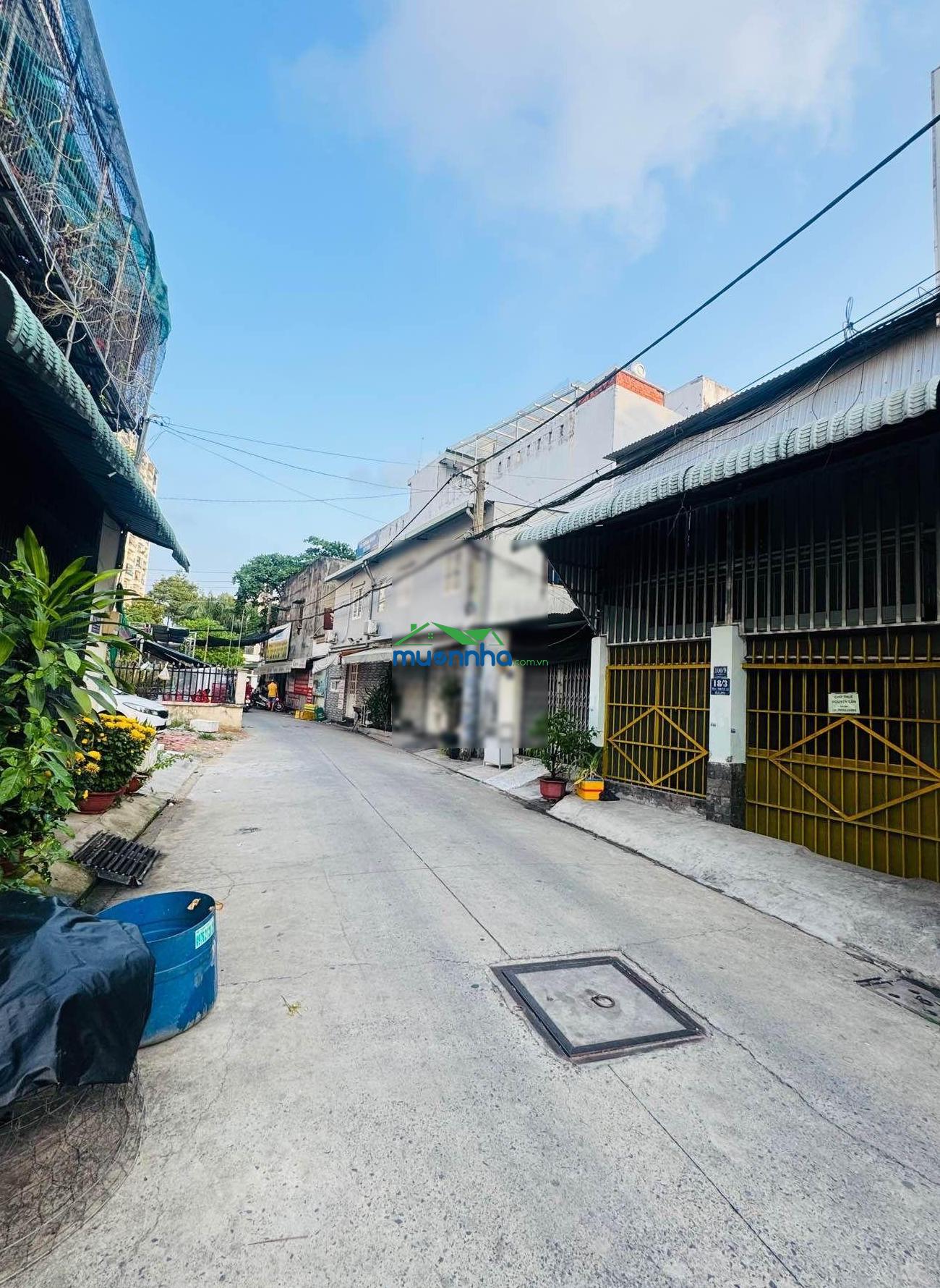 Cách 20m ra trung mỹ tây 2a (nguyễn thị trên) _ hẻm thông 6m_ thuận tiện kinh doanh buôn bán