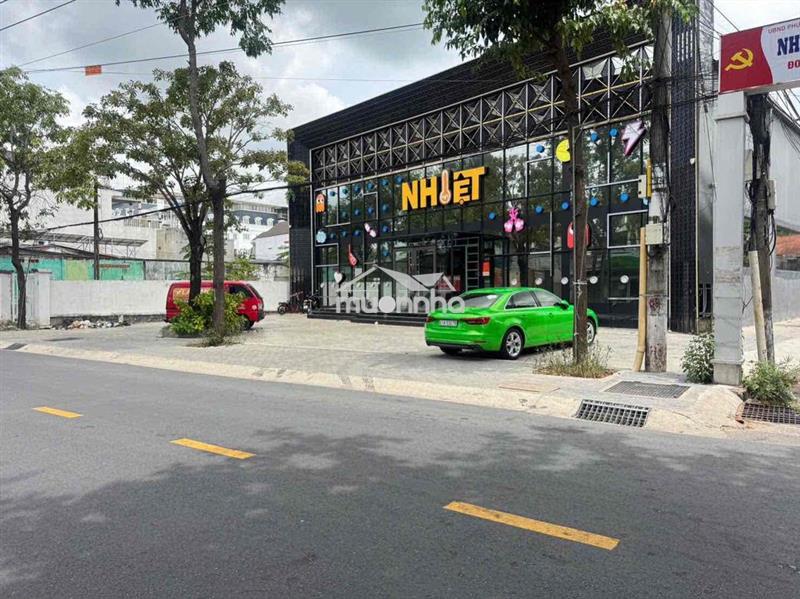 Cho thuê mb góc ~1000m2 gần ngã 6 chùa bà, thủ dầu