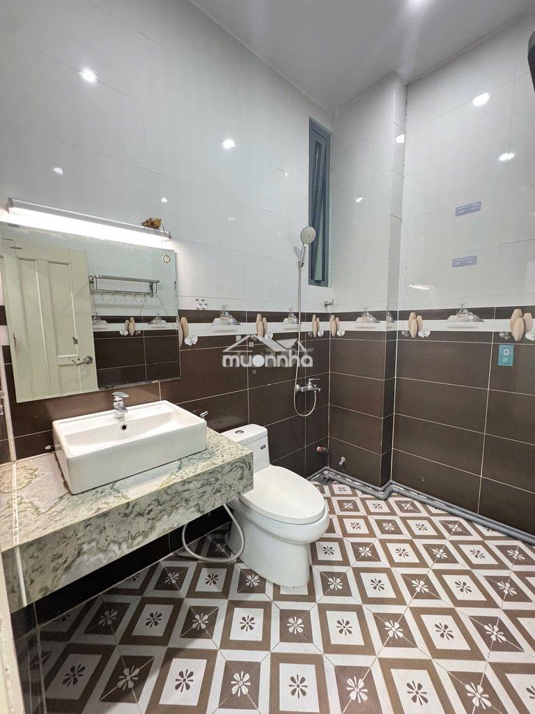 🔥🎉 Chính chủ cho thuê căn hộ 1pn ban công - 50m2 ngay phan đình phùng - 4