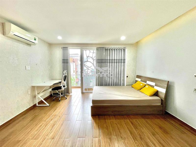 Studio ban công 40m2 full nội thất, máy giặt riêng, gần ngã 4 pn