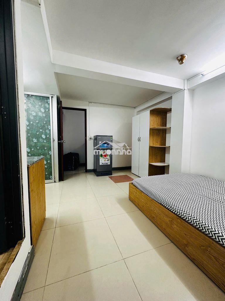 Studio đủ nội thất ngay 224/20 lý thường kiệt q10 ( gần đh bách khoa)