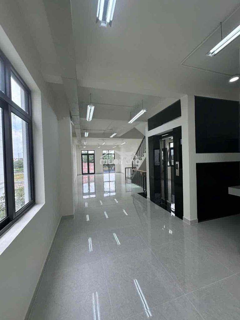 Nhà phố 5 tầng trống suốt mặt tiền kinh doanh lakeview city thang máy - 3