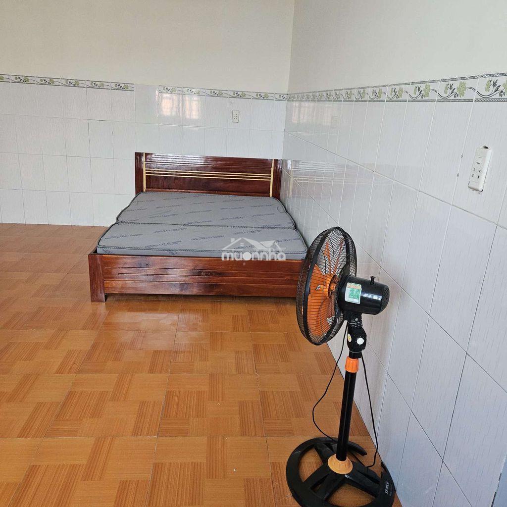 Cho thuê nhà nguyên căn 2pn, 2wc đầy đủ nội thất - 4