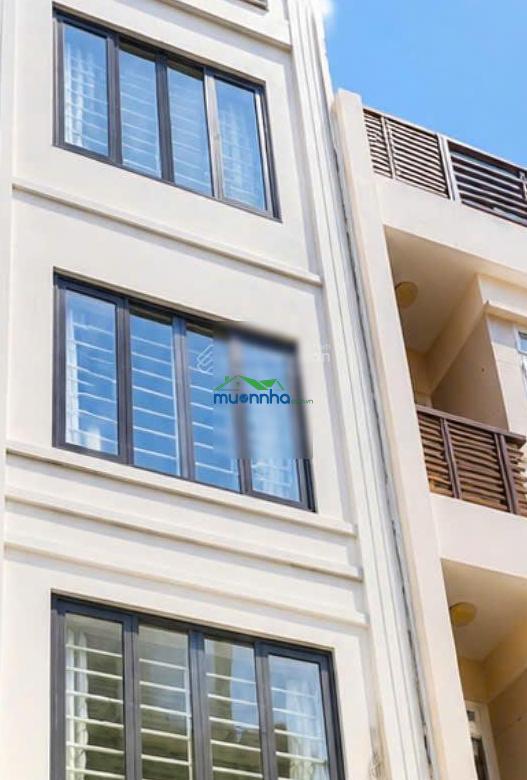Sát trục ba tháng hai quận 10 - xe hơi trước nhà - 5 tầng kiên cố - 5 phòng ngủ - 4