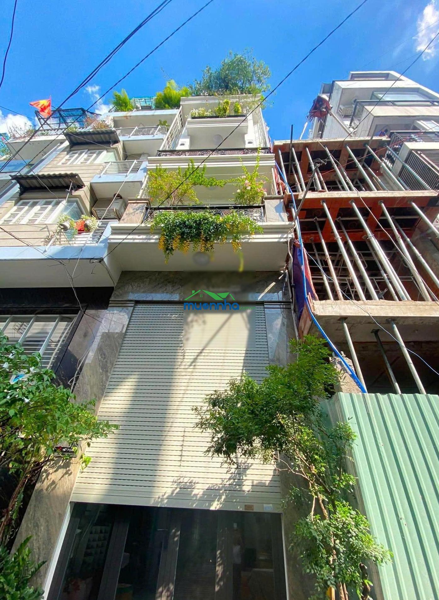 Ngộp bank - p1 - quận 10 - hxh thông - 3 tầng - 59m2 - ngang 4.4m - chỉ 6.6 tỷ - 3