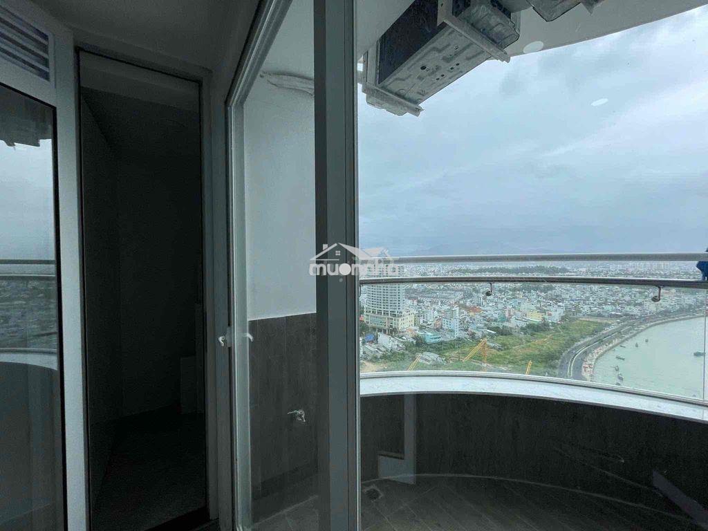Corner apartment 2 bedrooms for rent in muong thanh river - 4