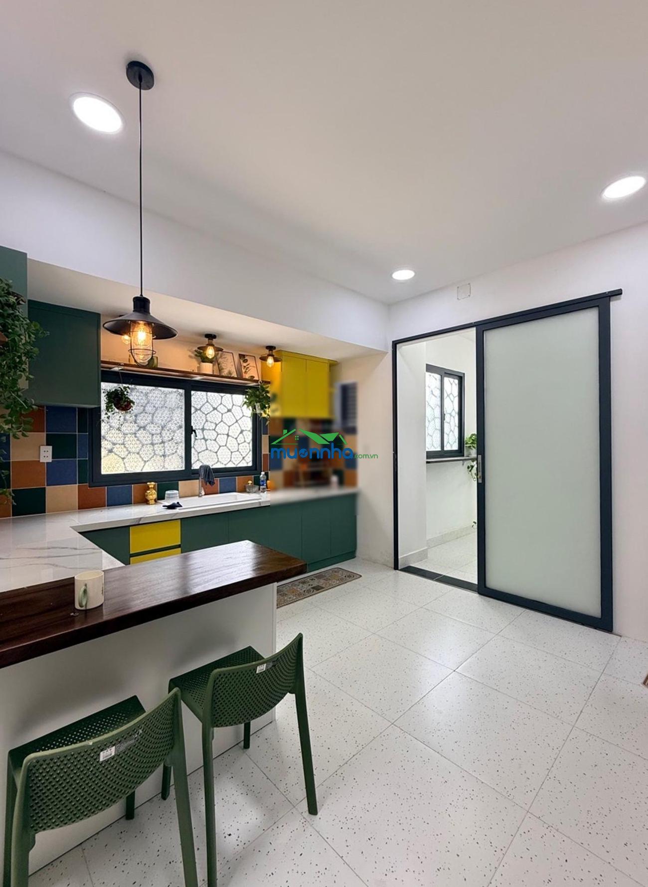 Nhà đẹp lô góc quận 7 - 61.6m² - 3pn dưới trệt chỉ 5.65 tỷ - nở hậu tài lộc