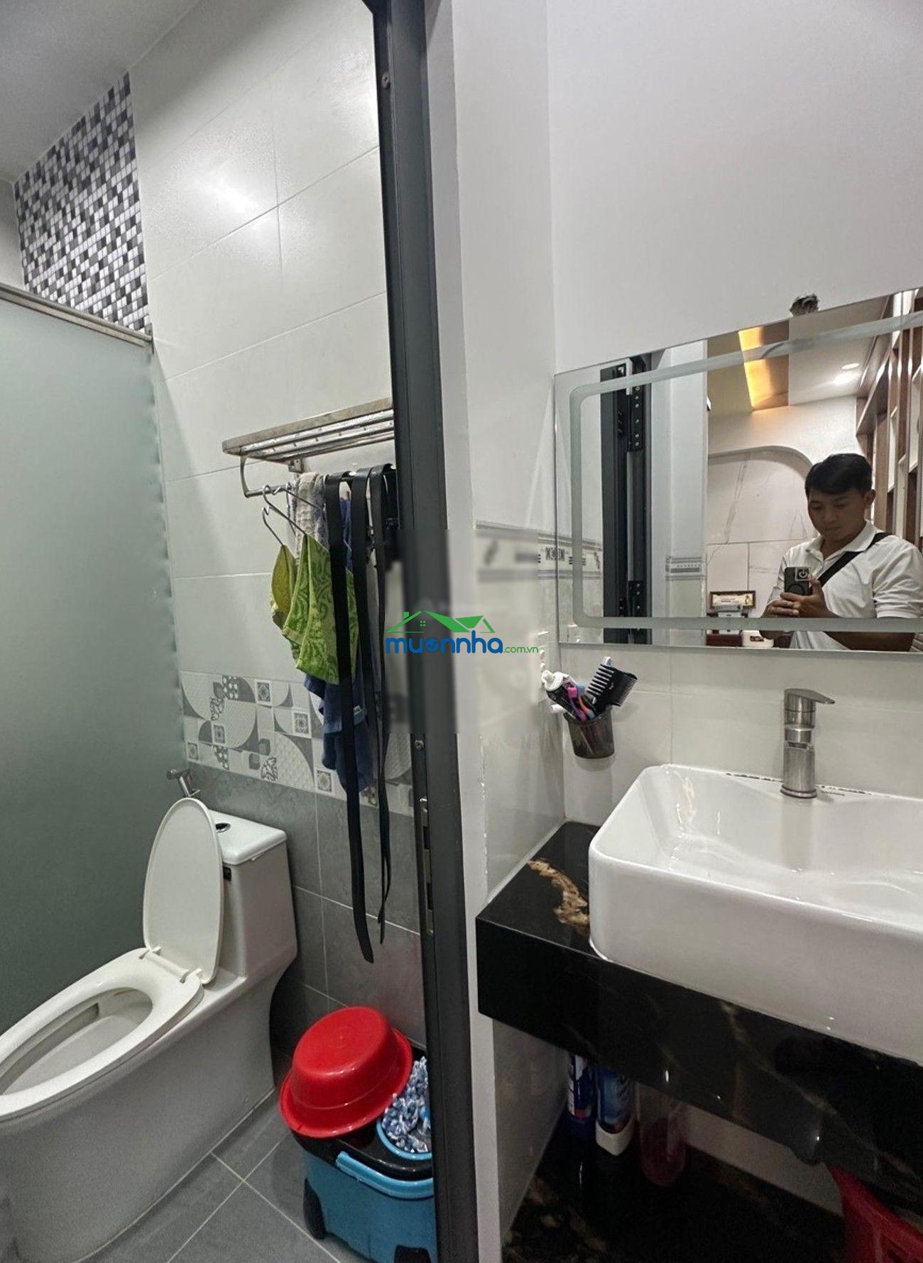 Nhà 4 tầng dt 106m2 vừa ở vừa kd chdv thu nhập 30tr/tháng. đường xe tải - 3