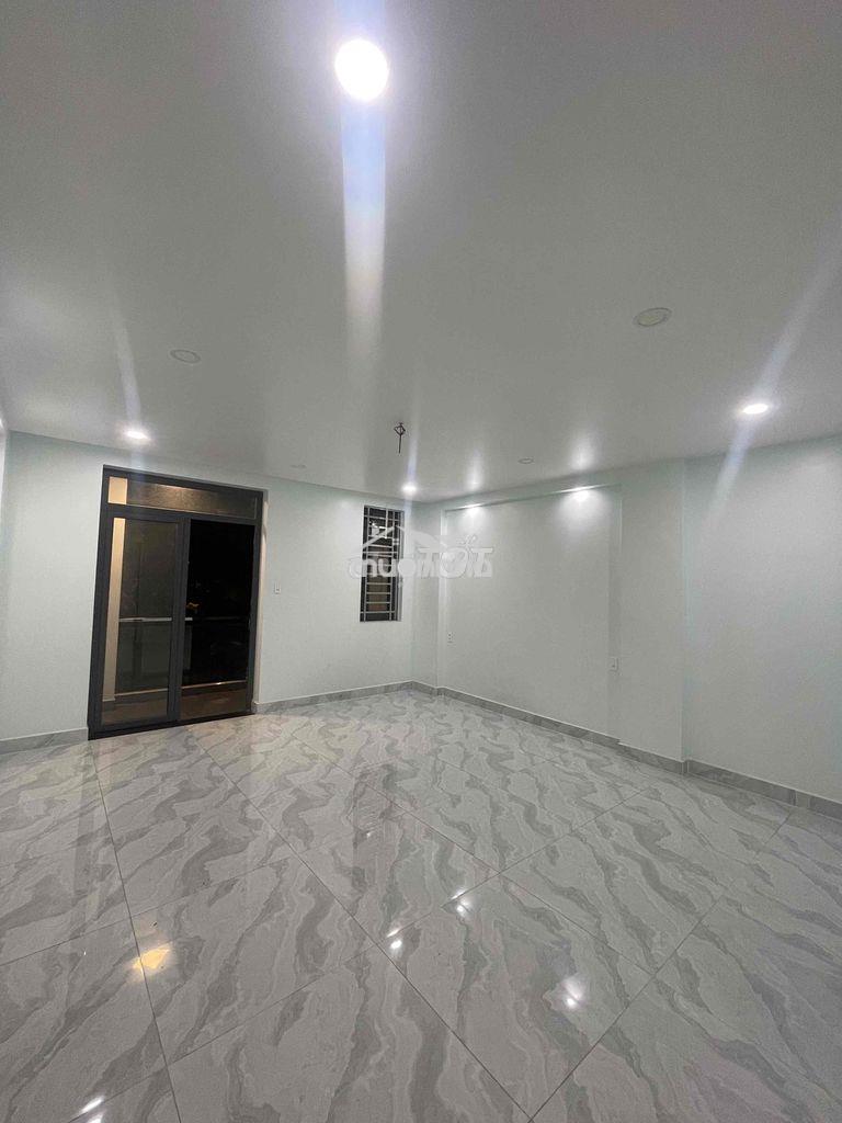 Cho thuê phòng trong nhà nguyên căn, nhà vệ sinh riêng giá 3tr/phòng