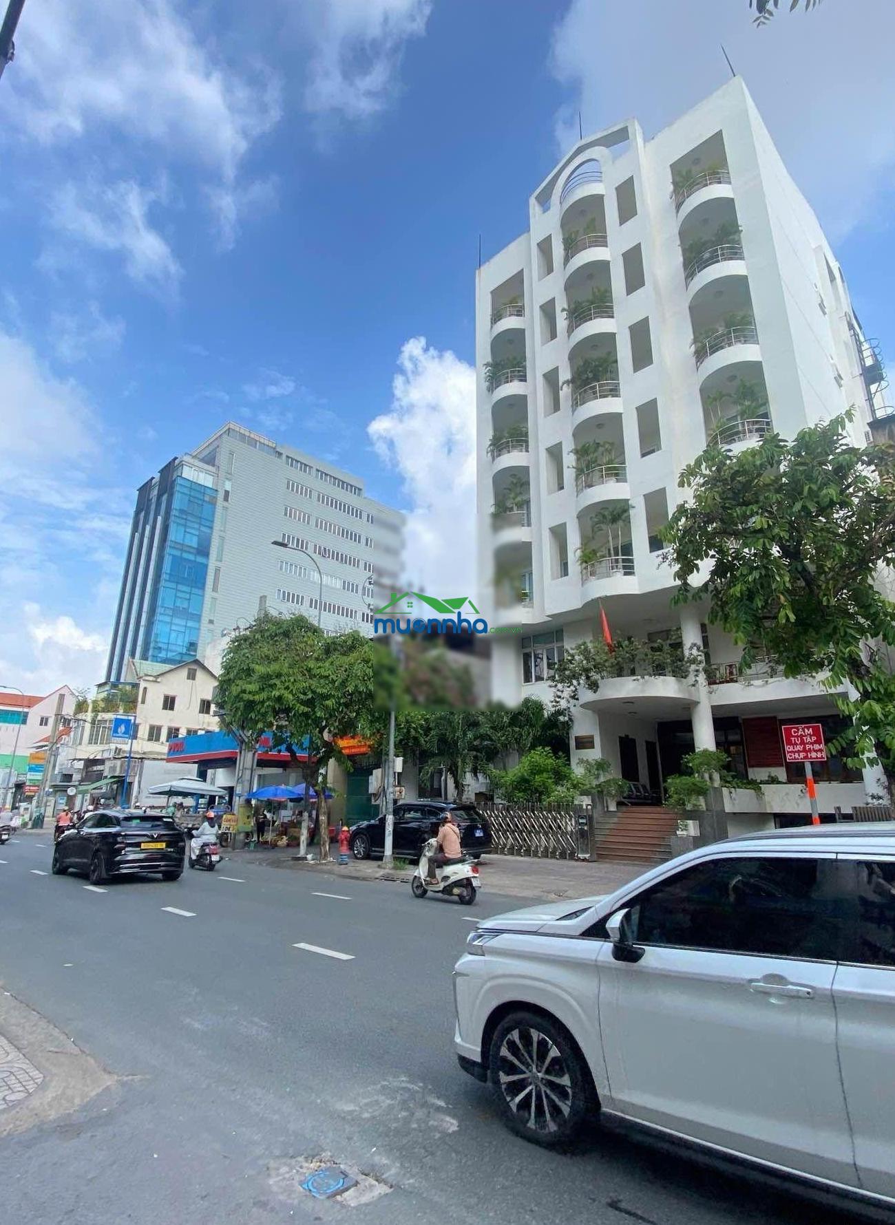 Nhà 4 tầng lầu -ngang 4,5m. xây bt- ngay trung tâm quận 3. -hẻm x.hơi đỗ cửa. 14.5tỷ. - 4